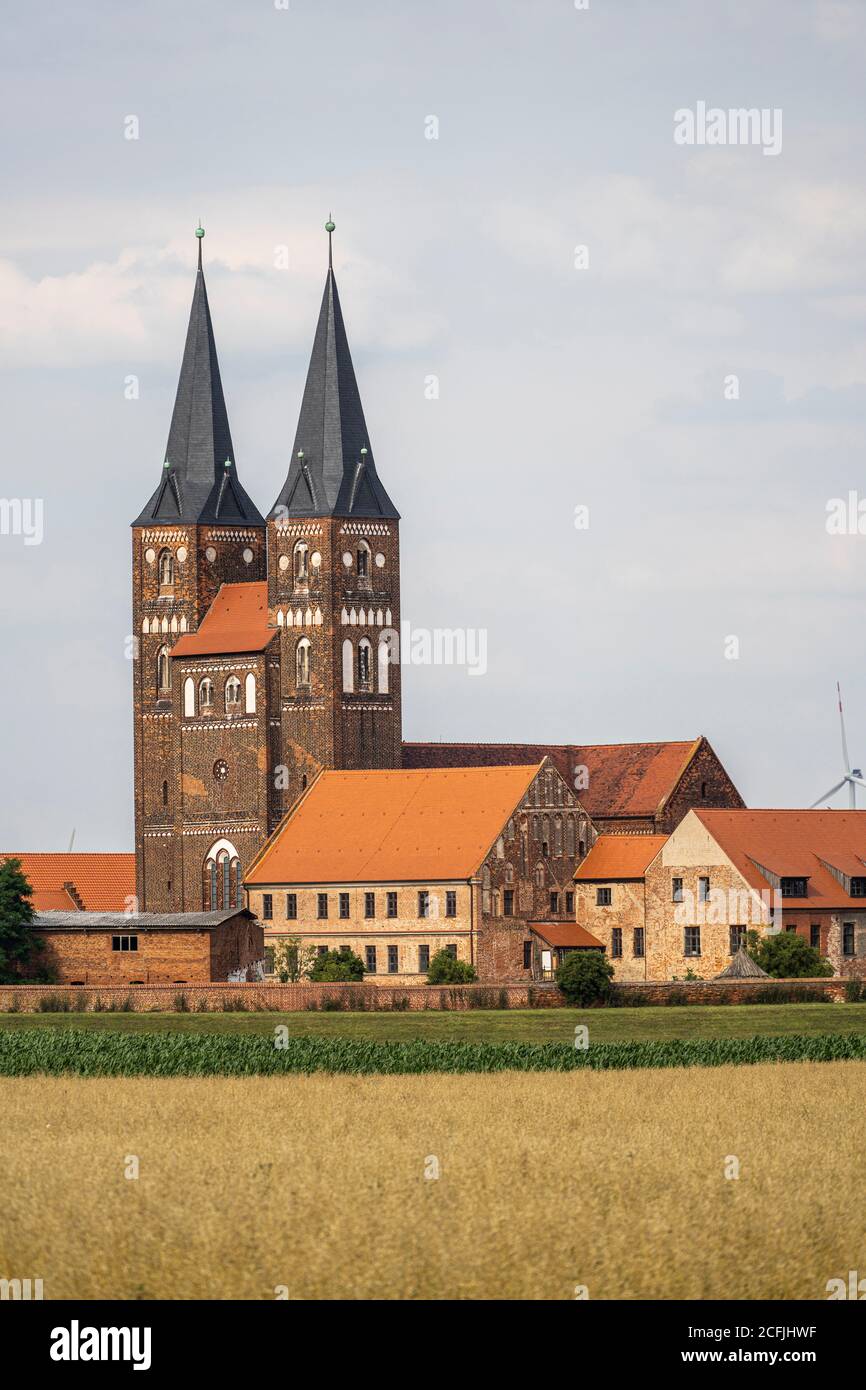 Das Kloster Jerichhow mit Stiftskirche in Jerichhow, Jerichower Land, Sachsen-Anhalt, Deutschland Hieronymus Kloster mit Stiftskirche, Jericho Stockfoto