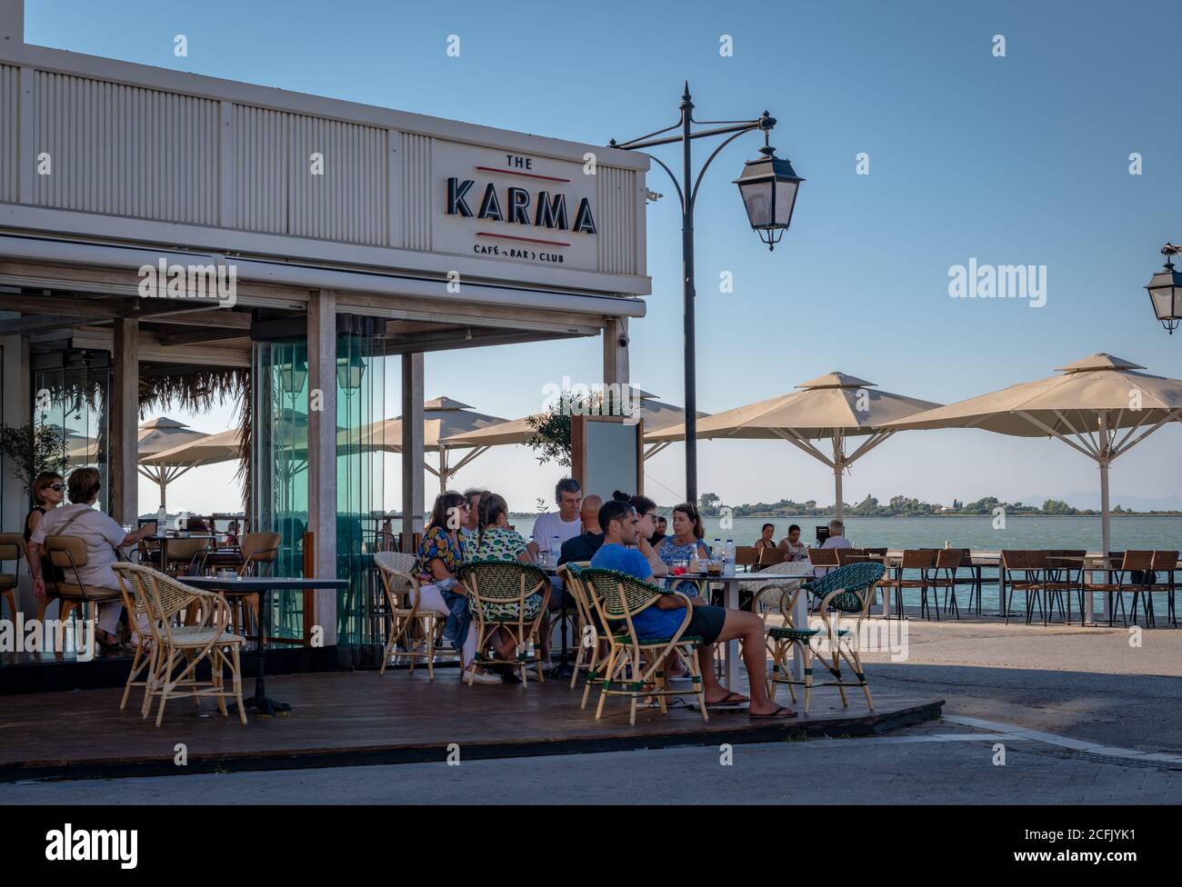 Das Karma Café, Bar und Club, ein beliebter Ort in Lefkada Stadt. Die Hauptstadt der Insel. Stockfoto
