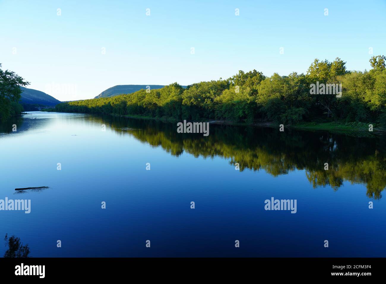 Blick auf die Delaware Water Gap zwischen New Jersey und Pennsylvania, USA Stockfoto