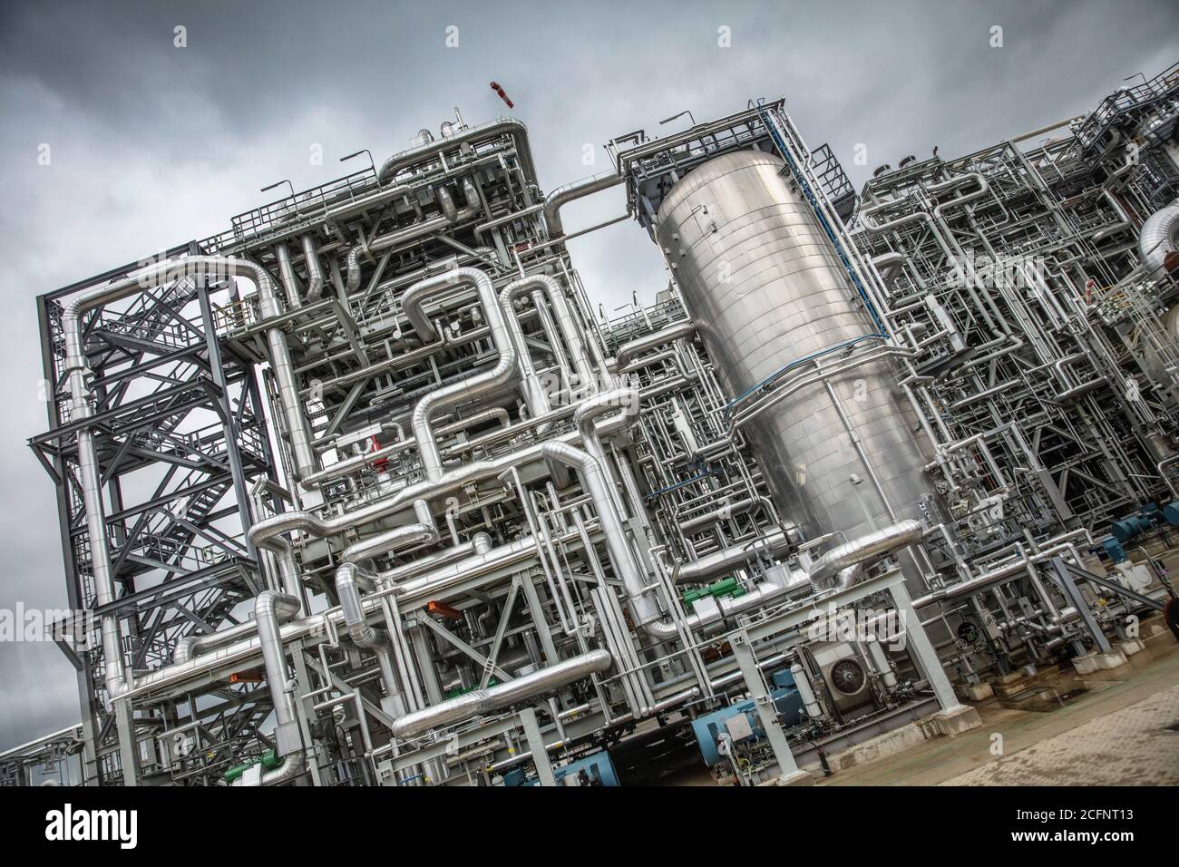 Niederlande, Rotterdam, EINE Anlage zur Lösungsmitteldeasphaltierung (SDA) in der Shell Pernis Raffinerie für sauberere Transportbrennstoffe. Prozessmodule wurden konstruiert Stockfoto
