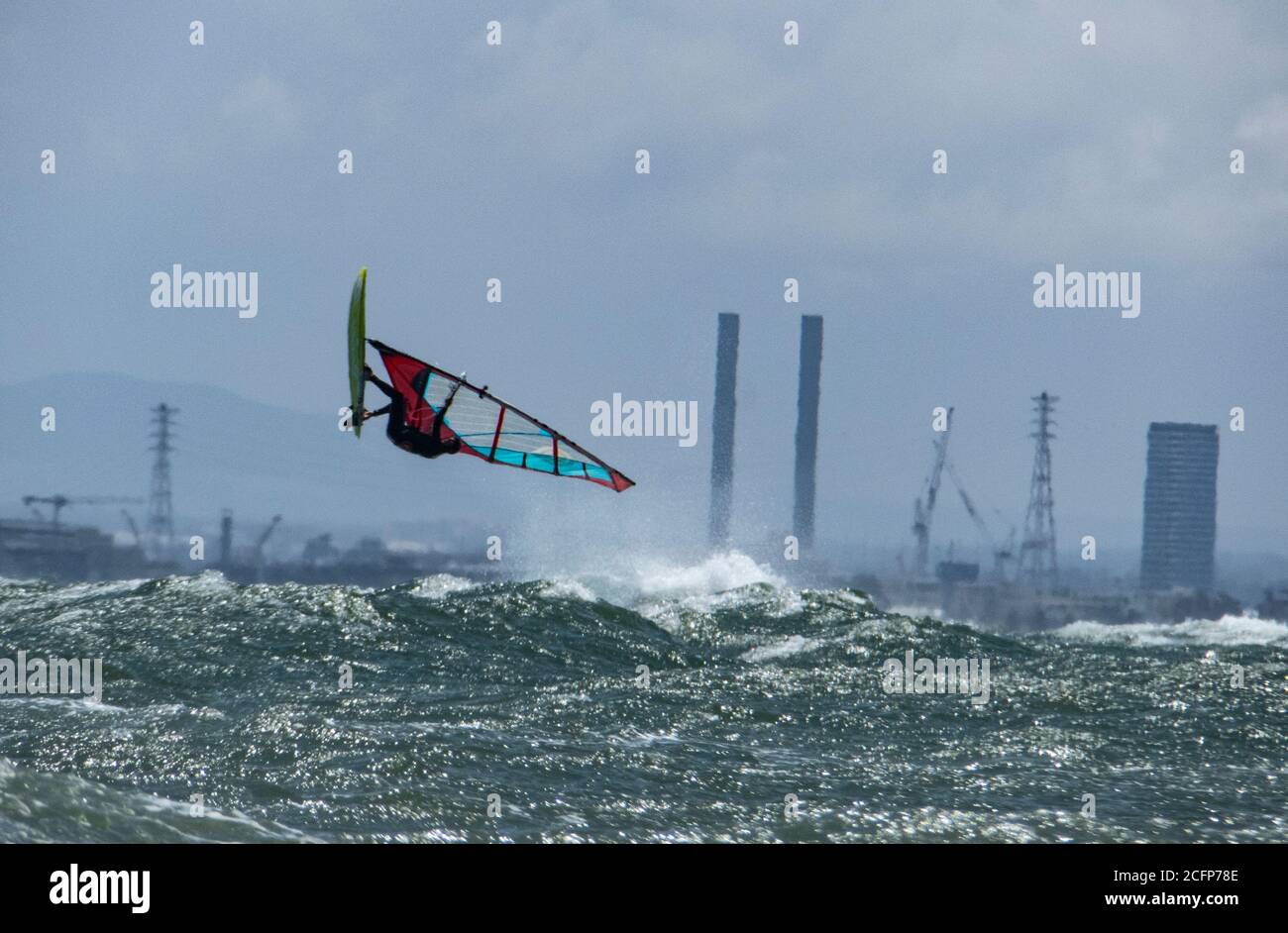 Melbourne Australien. Szenen des täglichen Lebens in Melbourne Australien . Windsurfen auf Port Phillip Bay. Stockfoto