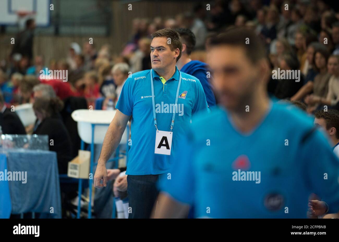 Icelanks Cheftrainer Aron Kristjanson beim Männer-Handball-Match zwischen Norwegen und Island beim Golden League Turnier in Oslo am Rand zu sehen (Gonzales Photo/Jan-Erik Eriksen). Oslo, den 05. November 2015. Stockfoto