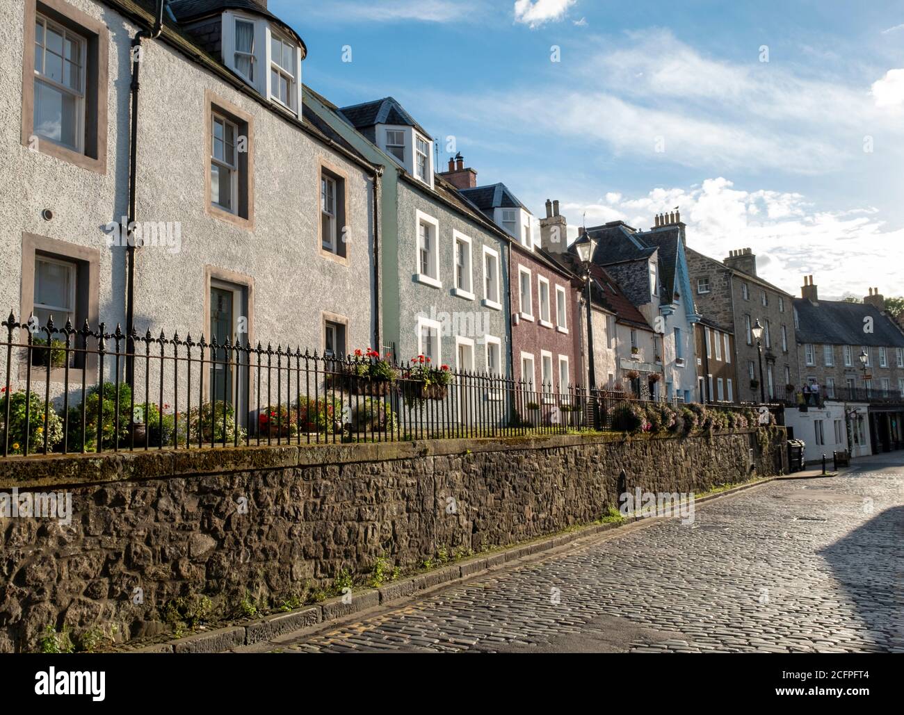 The High Street, South Queensferry, Schottland. Stockfoto