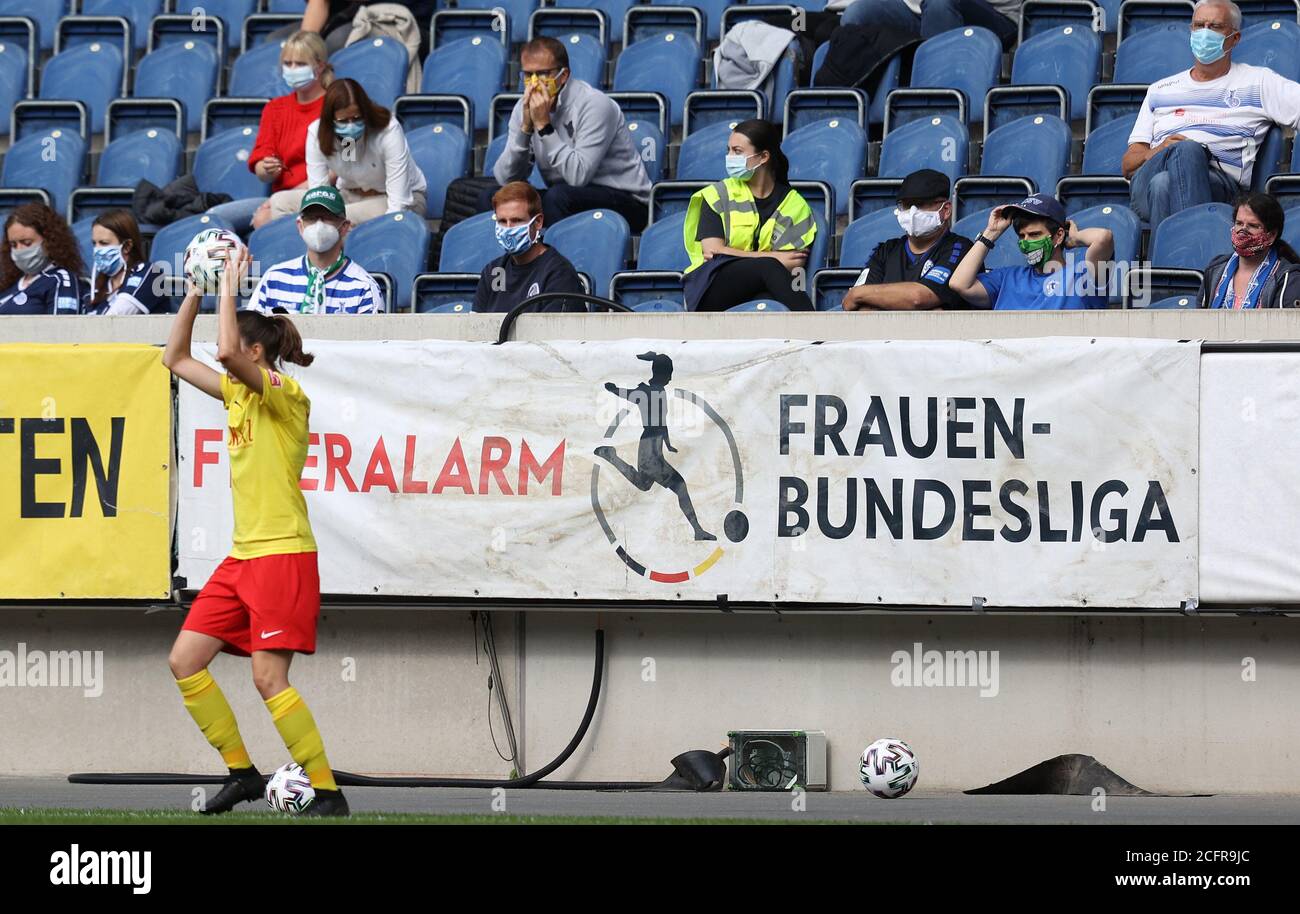Duisburg, Deutschland. September 2020. firo: 06.09.2020 Fuvuball: Fußball: 1. Bundesliga Flyer Alarm Frauen Bundesliga MSV Duisburg - SV Meppen 0: 0 Logo Stadion Schau-in-Land-Reisen Arena Flyeralarm Bundesliga 300 Zuschauer durften das Stadion unter strengen Corona Hygienevorschriften betreten.Quelle: dpa/Alamy Live News Stockfoto
