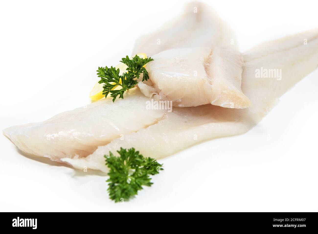 Ohne Knochen rohes Fischfilet isoliert auf weißem Hintergrund Stockfoto