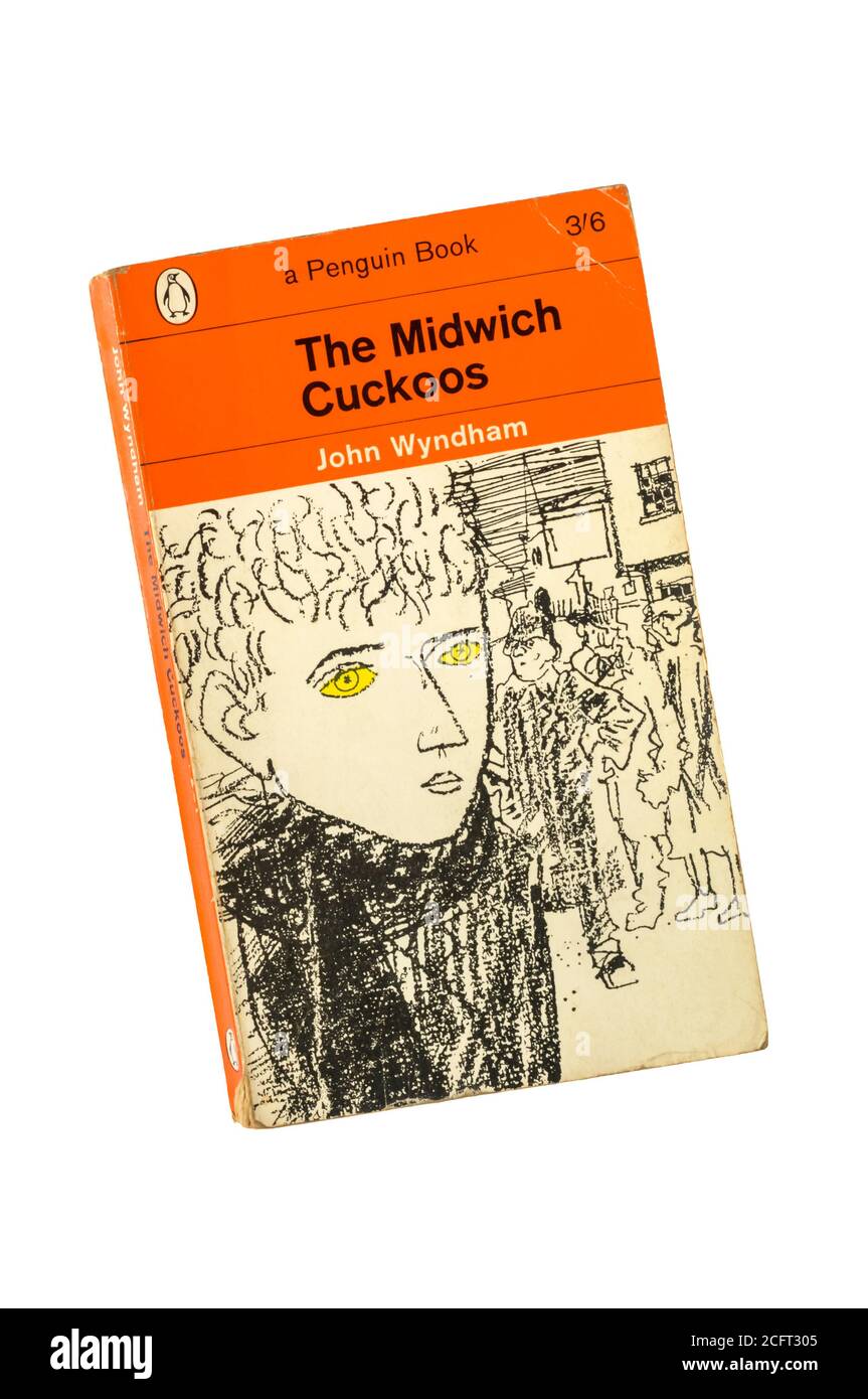 Ein Taschenbuch der Midwich Cuckoos von John Wyndham. Erstveröffentlichung 1957. Stockfoto