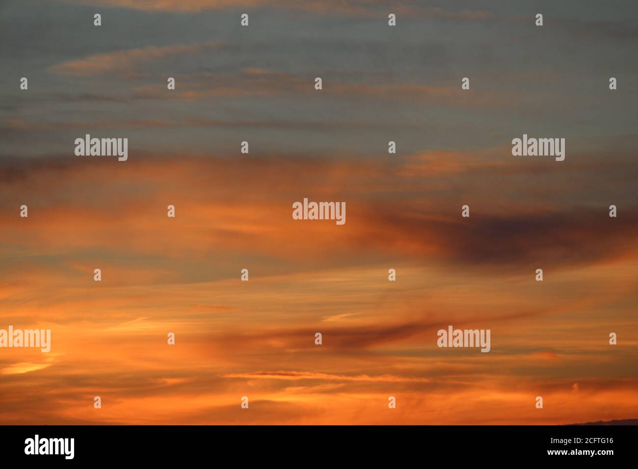 August-Sonnenuntergang Stockfoto