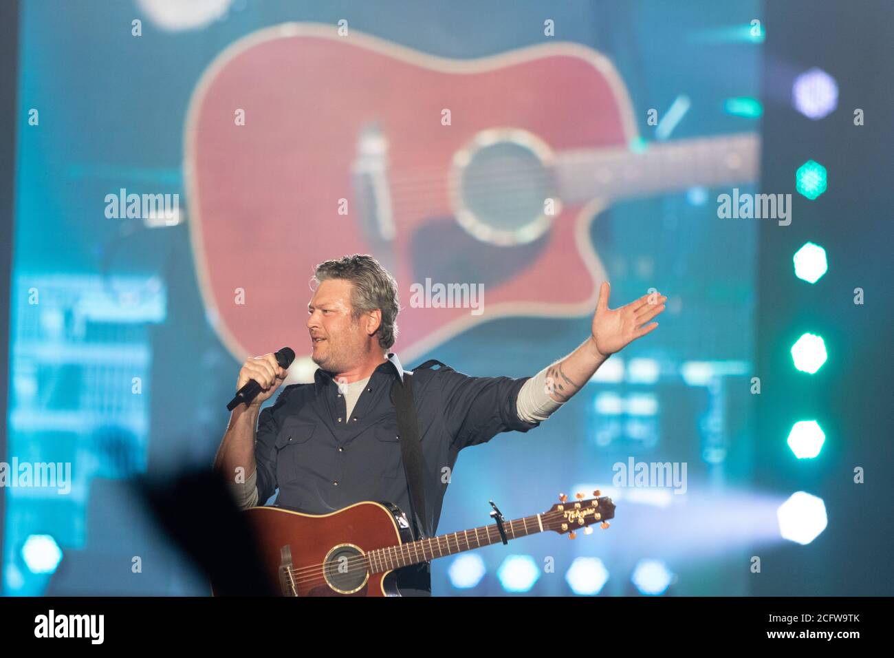 Musiker und Medienpersönlichkeit von 'The Voice' Blake Shelton tritt am Freitag, 6. März 2020, in der Pechanga Arena in San Diego, Kalifornien, auf. Stockfoto