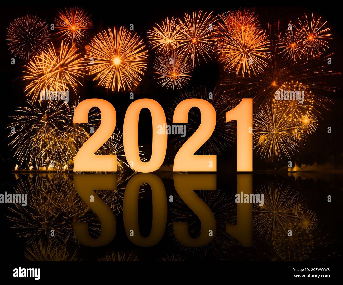 Neujahr 2021 Ziffern und Feuerwerk Stockfoto