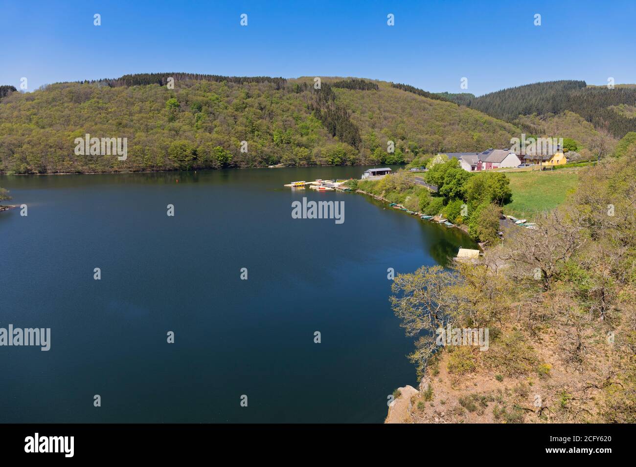 Europa, Luxemburg, Diekirch, Lultzhausen, Ningserbaach und Lac Sure mit Wassersportmöglichkeiten Stockfoto