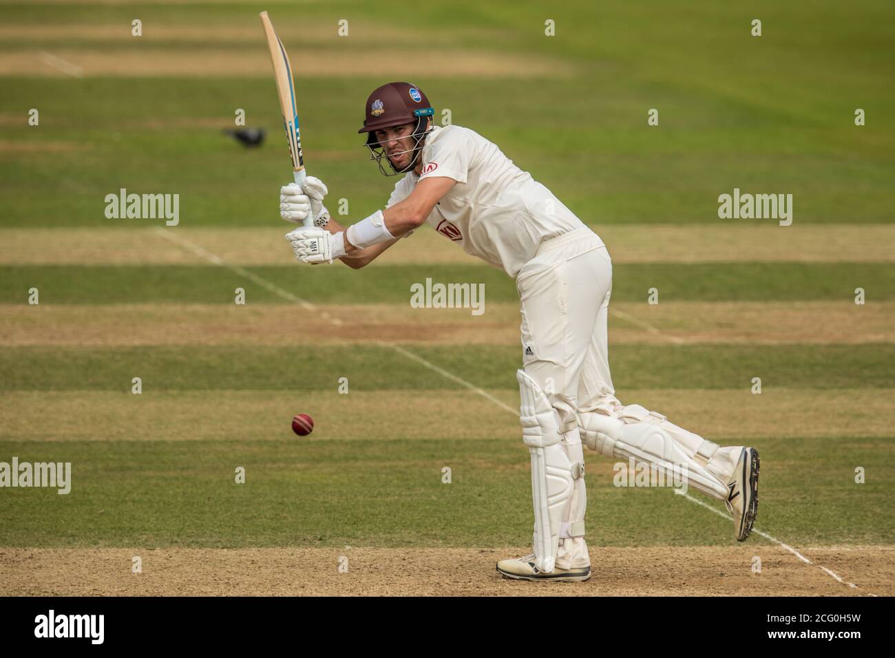 London, Großbritannien. September 2020. Jamie Overton schlagen als Surrey auf Sussex am dritten Tag des Bob Willis Trophy Spiel im Oval zu nehmen. David Rowe/Alamy Live News Stockfoto