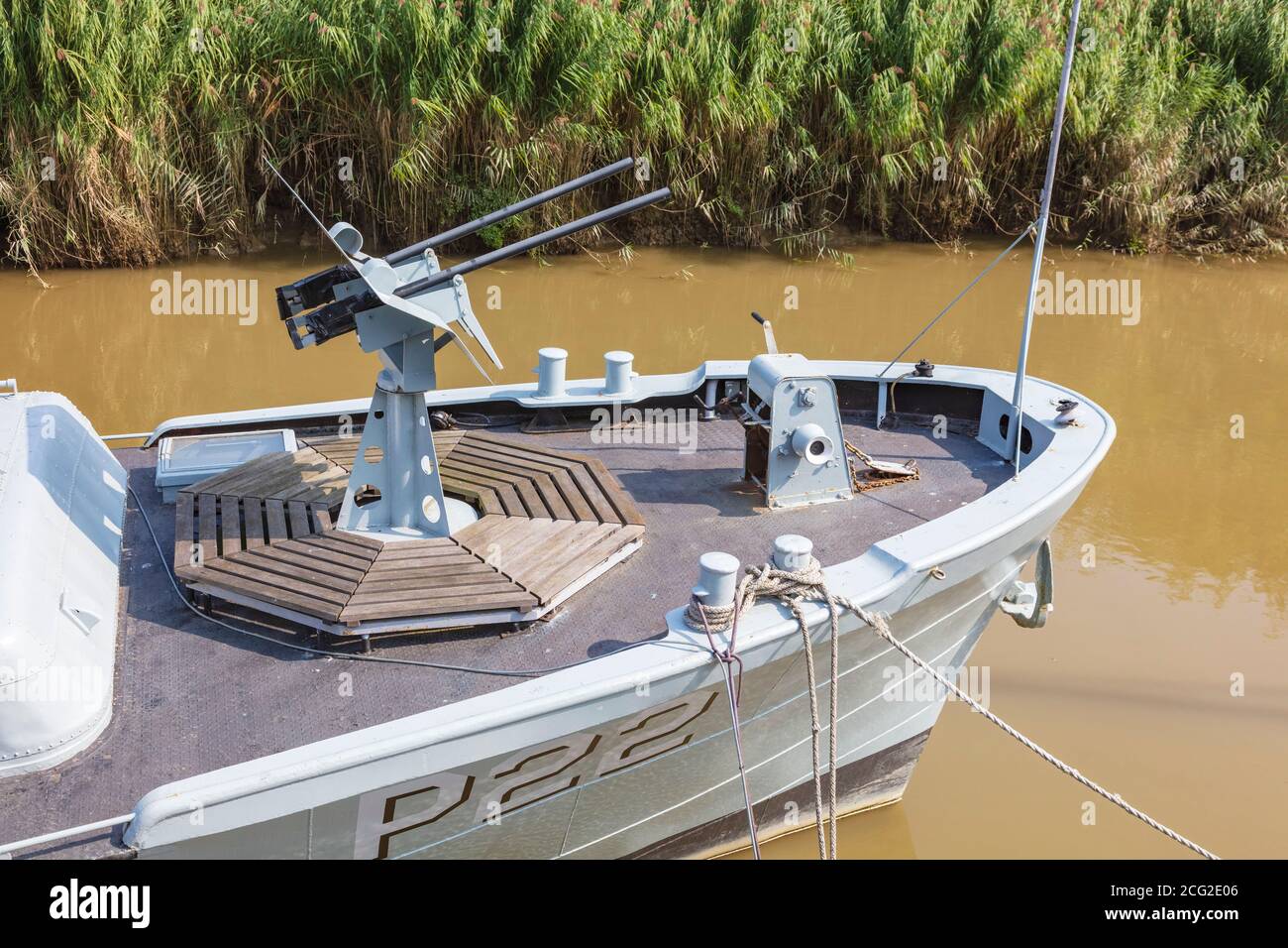 US Navy Patrouillenboot P-22, vor Anker auf dem Fluss Stour bei Sandwich in Kent, UK Stockfoto