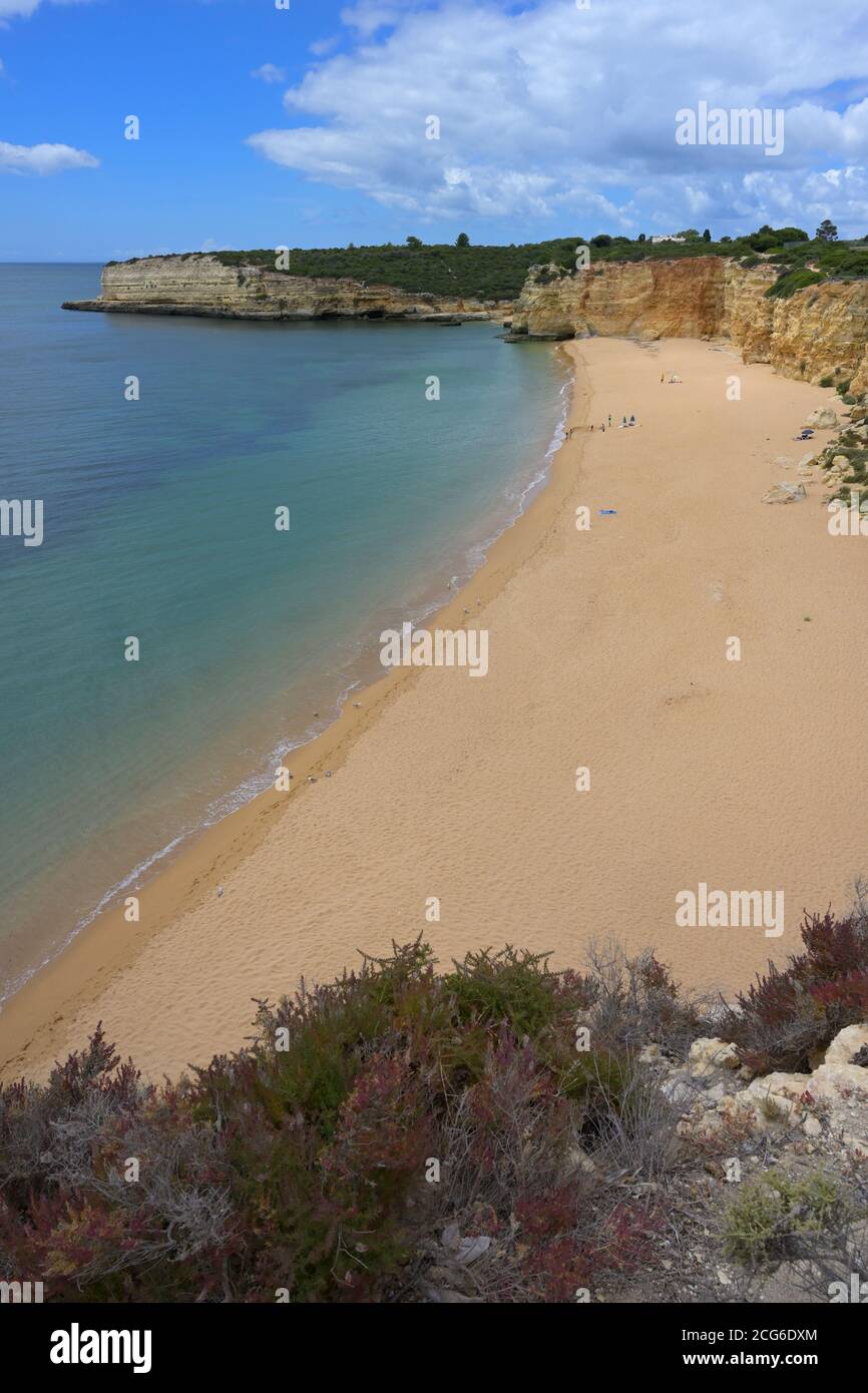 Strand Praia Nova, Porches, Lagoa Gemeinde, Algarve, Portugal Stockfoto