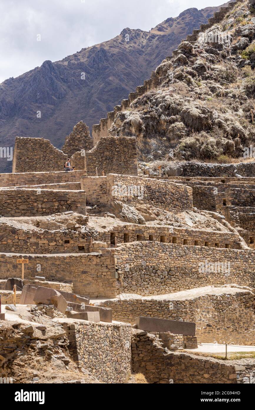 Szenen aus den Ruinen und der Inka-Stadt Ollantaytambo In Zentral-Peru in Südamerika Stockfoto