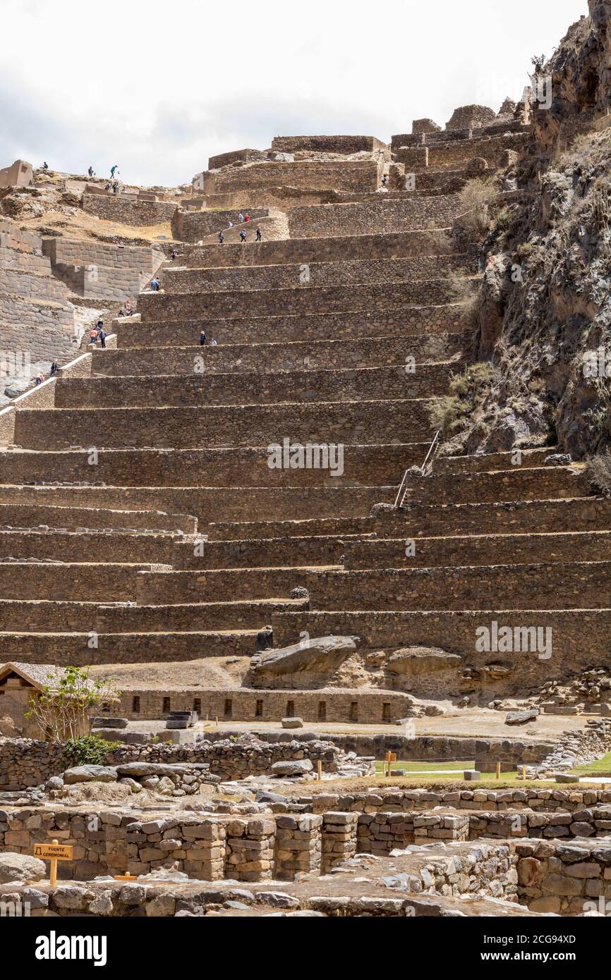 Szenen aus den Ruinen und der Inka-Stadt Ollantaytambo In Zentral-Peru in Südamerika Stockfoto