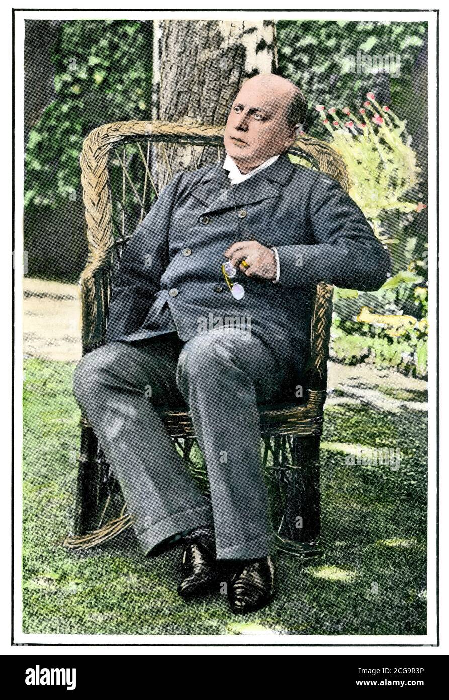 Henry James im Garten seines Hauses, Rye UK, 1903. Handkolorierter Halbton eines Fotos Stockfoto