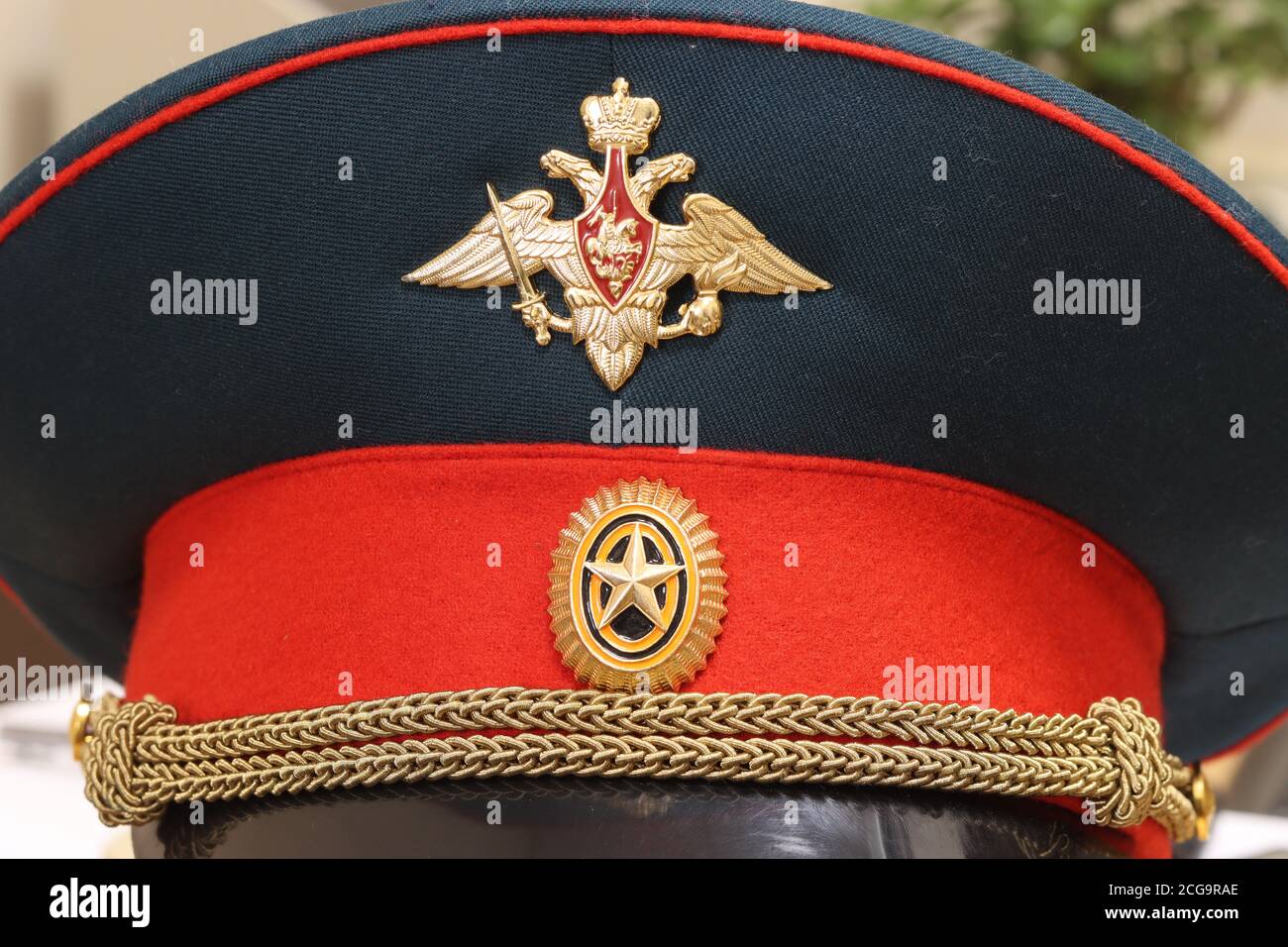Peak-Cap des russischen Polizisten. Stockfoto