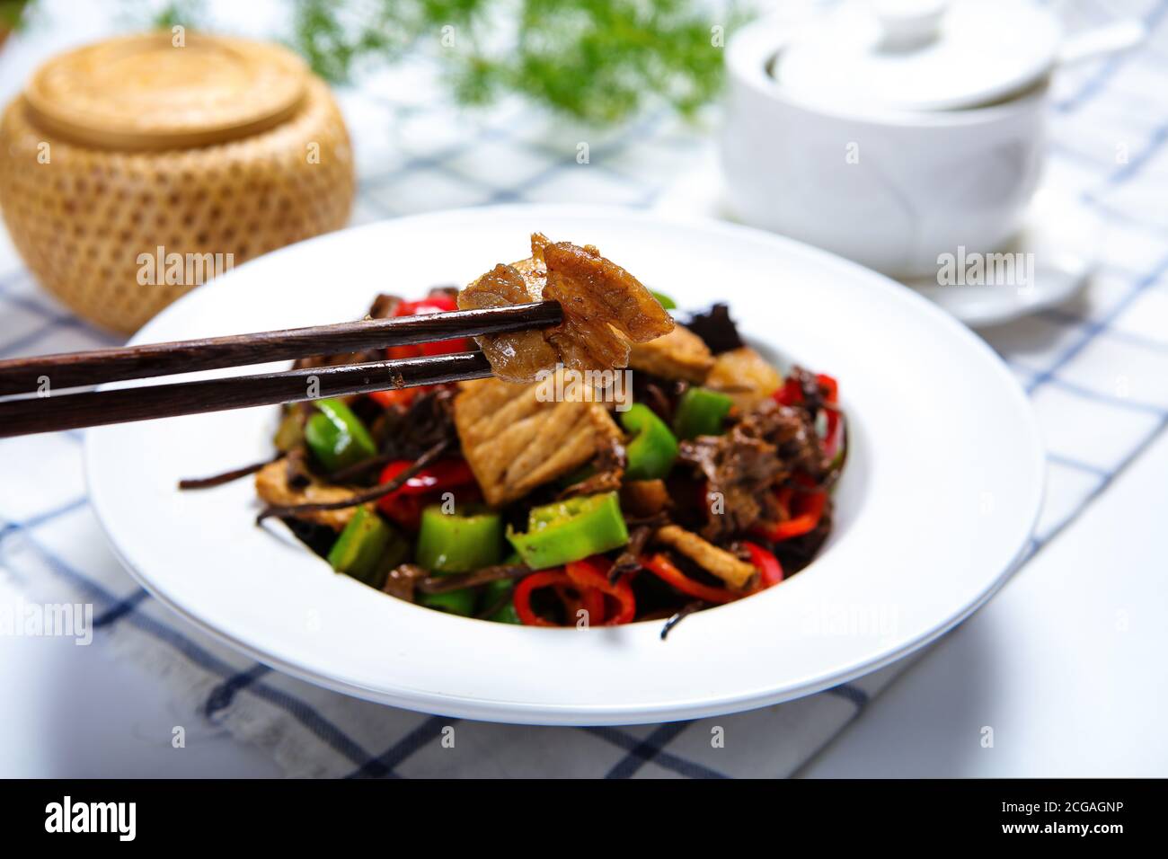 Chinesisches Essen Tee Baum Pilz braten Fleisch Stockfoto