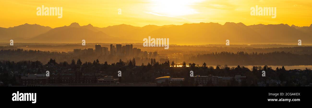 Bellevue Eastside City Sonnenaufgang Schichten von Seattle Stockfoto
