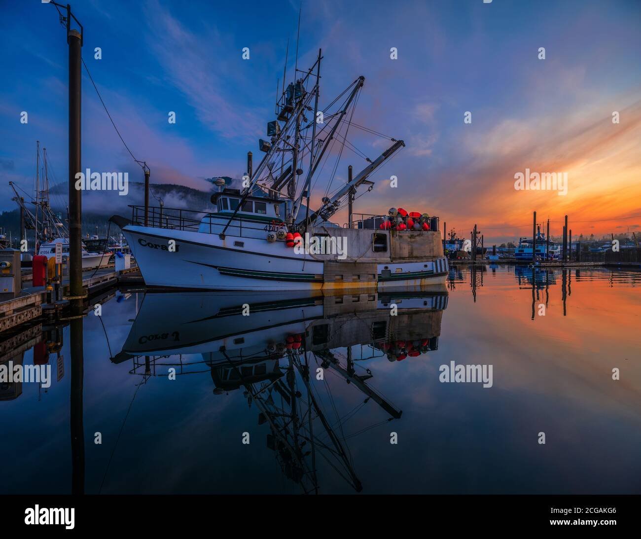 Petersburg Alaska Marina Sonnenaufgang Angeln Boot Ruhige Gewässer Stockfoto
