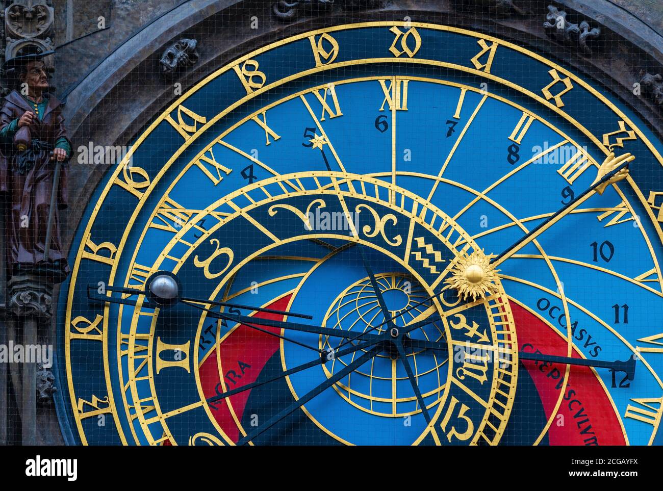 Nahaufnahme der Astronomischen oder Sonnenuhr, Prager Altstadt, Tschechische Republik. Stockfoto