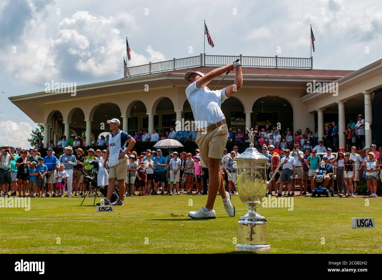 17. August 2019, Dorf Pinehurst, North Carolina, USA: USGA Pressemitteilung: LIBERTY CORNER, N.J. (Sept 9, 2020) Ã in dem Bemühen, seine Wirkung im Golf zu erweitern und seine Mission zu erweitern, das Spiel zu gewinnen und voranzubringen, wird die USGA "Golf House Pinehurst" in North Carolina einrichten, um bis 2023 eine neue Testanlage für Ausrüstung, Innovation Hub, Museum/Besucherzentrum und Büros zu umfassen, Und Gastgeber fünf U.S. Open Championships im Golf-reichen Staat bis 2047.die Ankündigung fügt vier U.S. Open Championships auf dem berühmten Pinehurst Nr. 2 Platz Ã in 2029, 2035, 2041 und 2047 Ã bestritten werden Stockfoto