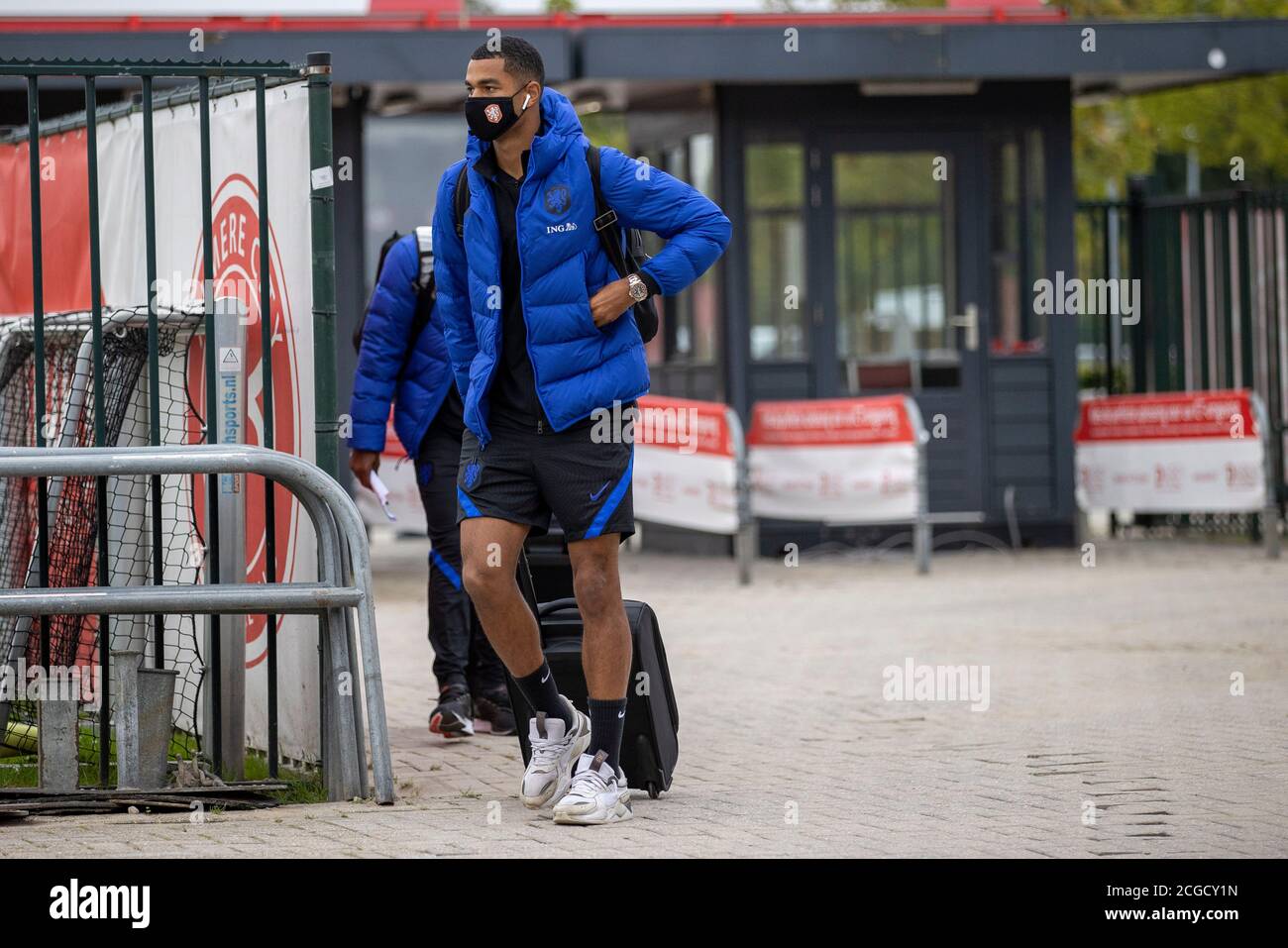 08-09-2020: Sport : Jong Oranje gegen Jong Noorwegen Jong Oranje Spieler kommen während des Spiels Jong Oranje gegen Jong Noorwegen in Yanmar im Stadion an Stockfoto