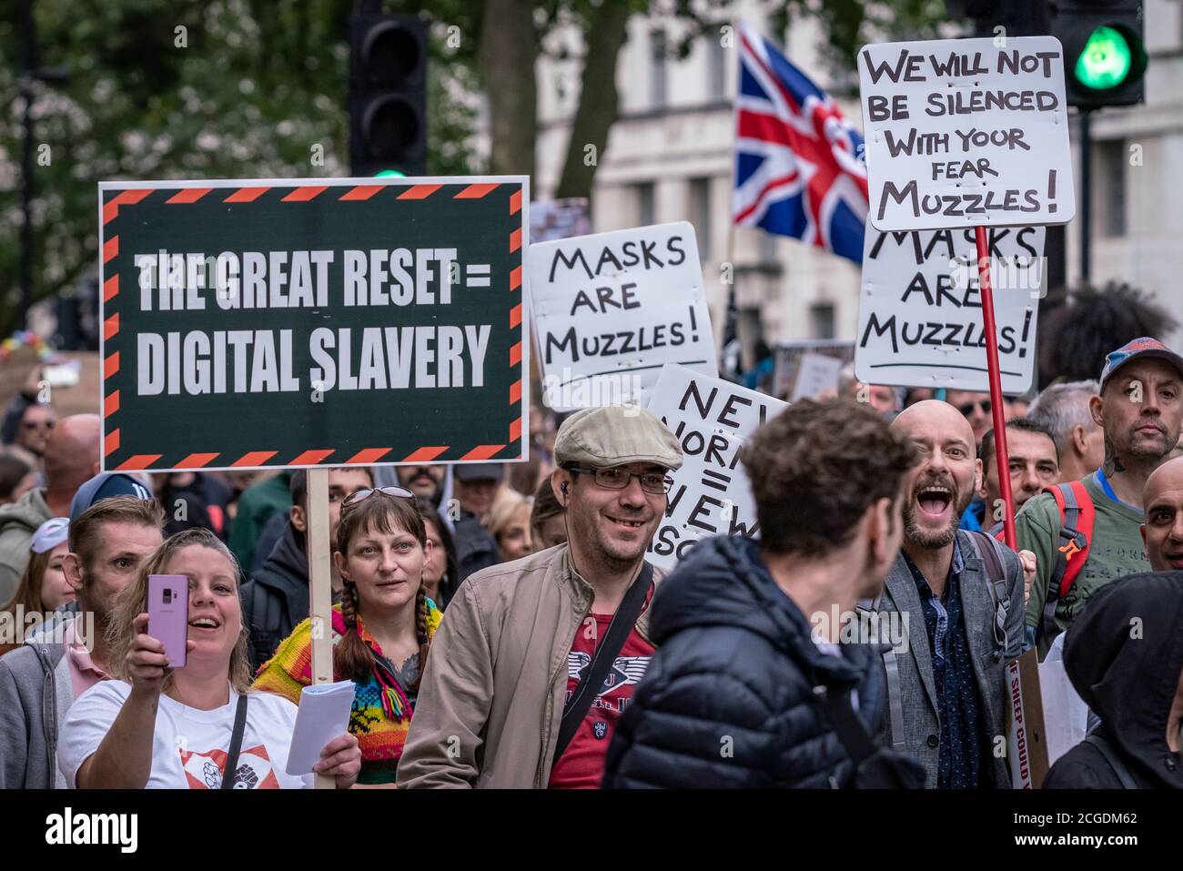 ‘Unite for Freedom’ Massendemonstration der COVID-Verschwörungstheoretiker auf dem Trafalgar Square, London, Großbritannien. Stockfoto