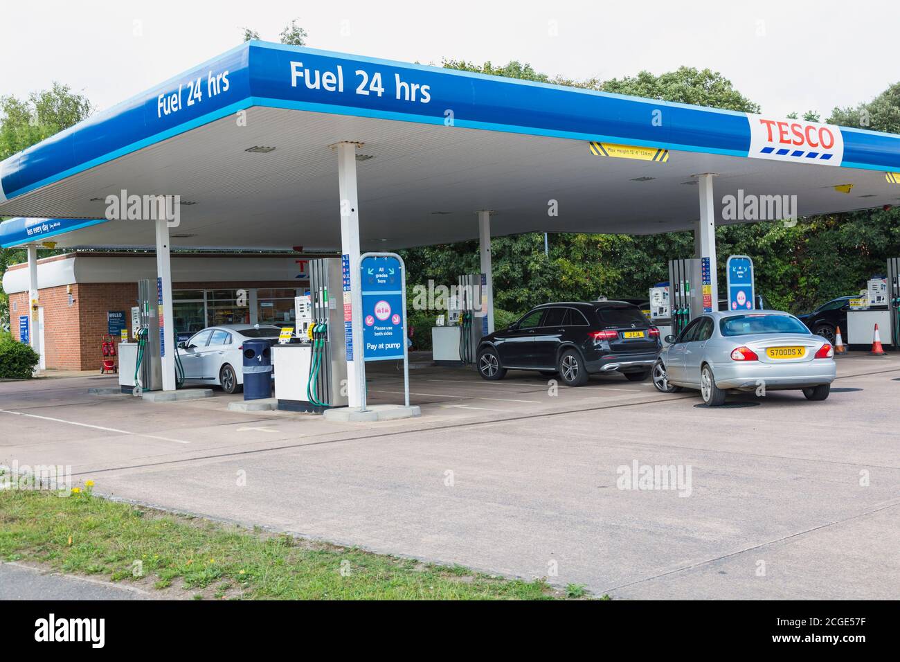 24 Stunden Tankstelle In Der Nähe Tesco tankstelle -Fotos und -Bildmaterial in hoher Auflösung – Alamy