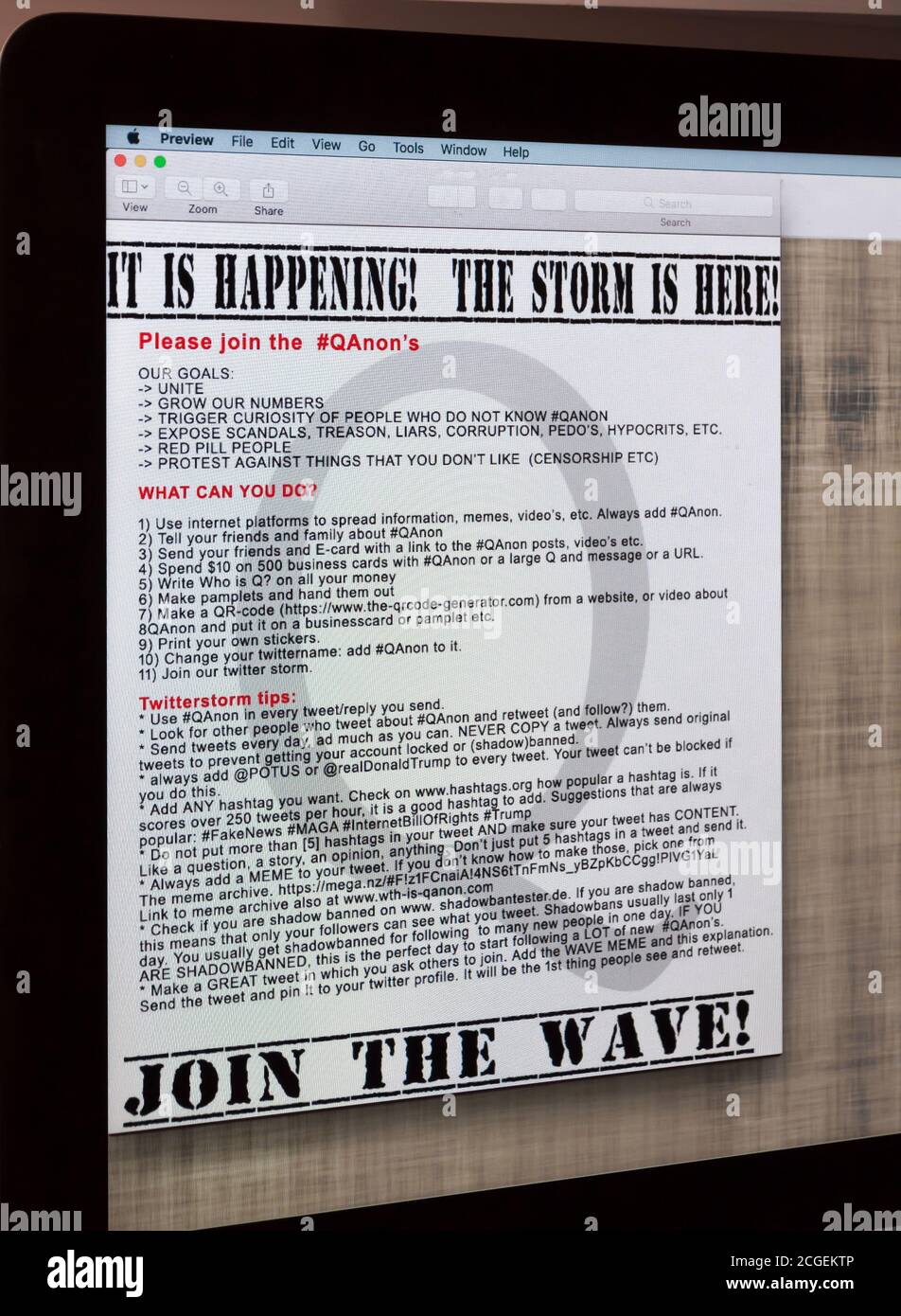QAnon-Website im Internet zur Förderung und Rekrutierung von Mitgliedern, sich ihrer politischen Bewegung anzuschließen. Stockfoto