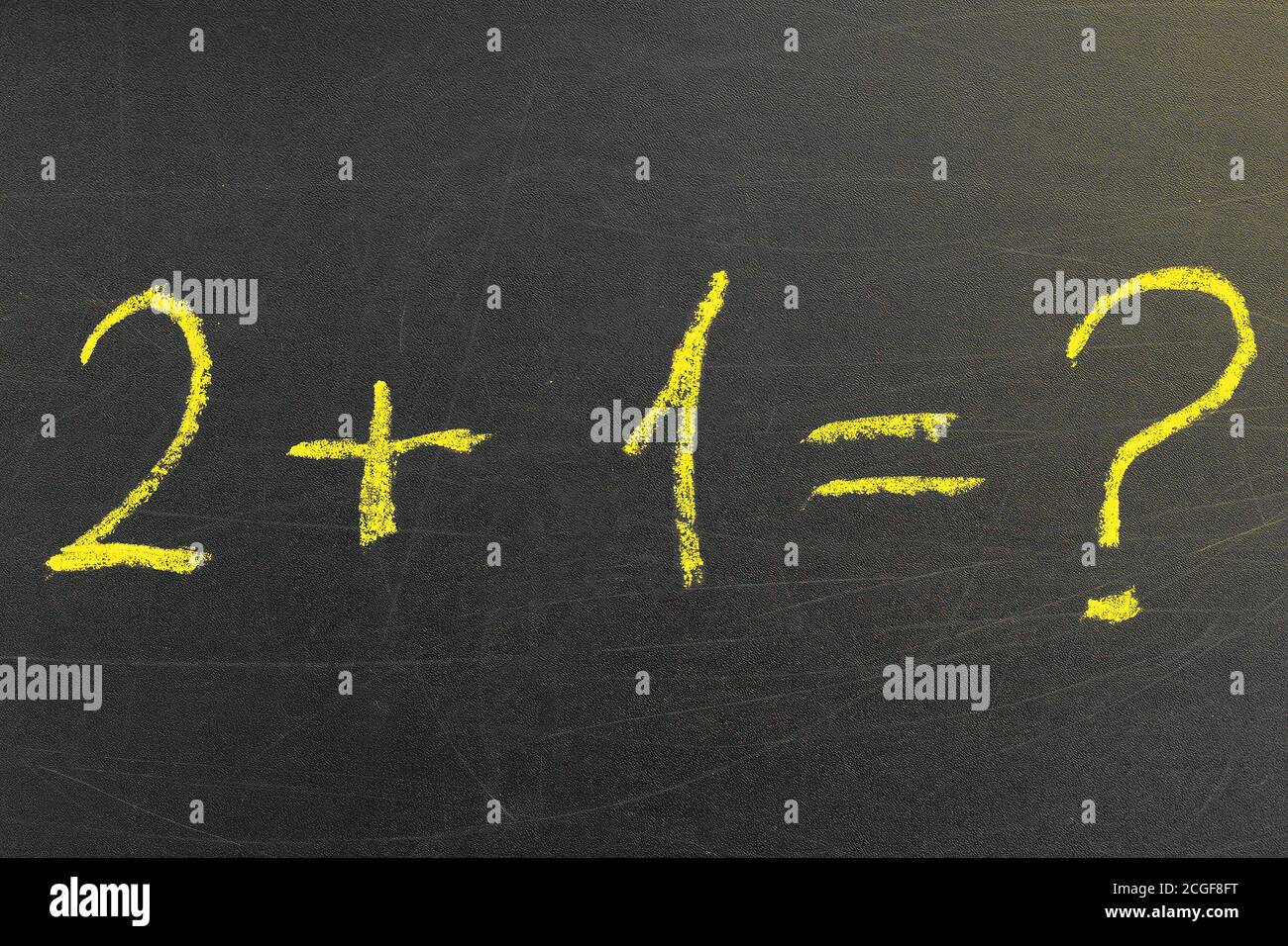Mathe Fragen in der Schule auf der Tafel. Konzept der Bildung Stockfoto