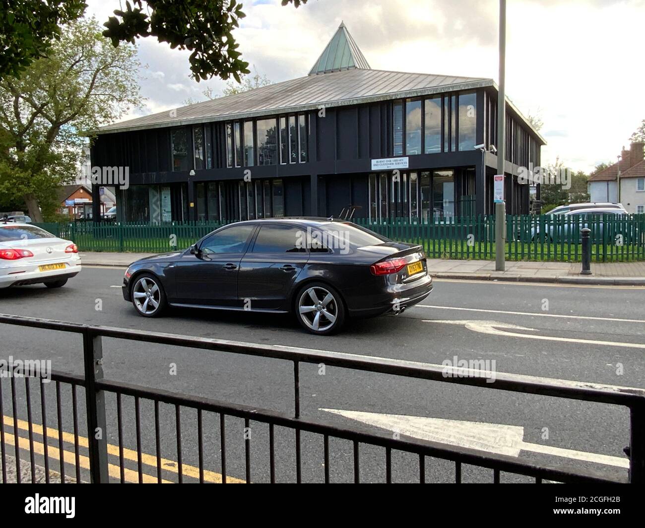 Burnt Oak Library an der Watling Avenue, London, Großbritannien Stockfoto