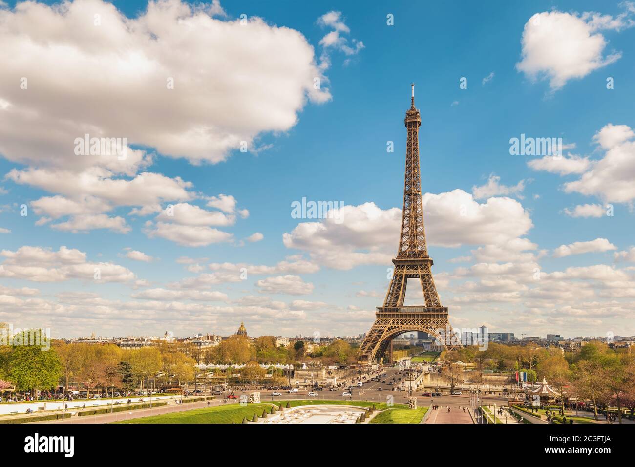 Skyline von Paris Frankreich am Eiffelturm und den Trocadero-Gärten Stockfoto