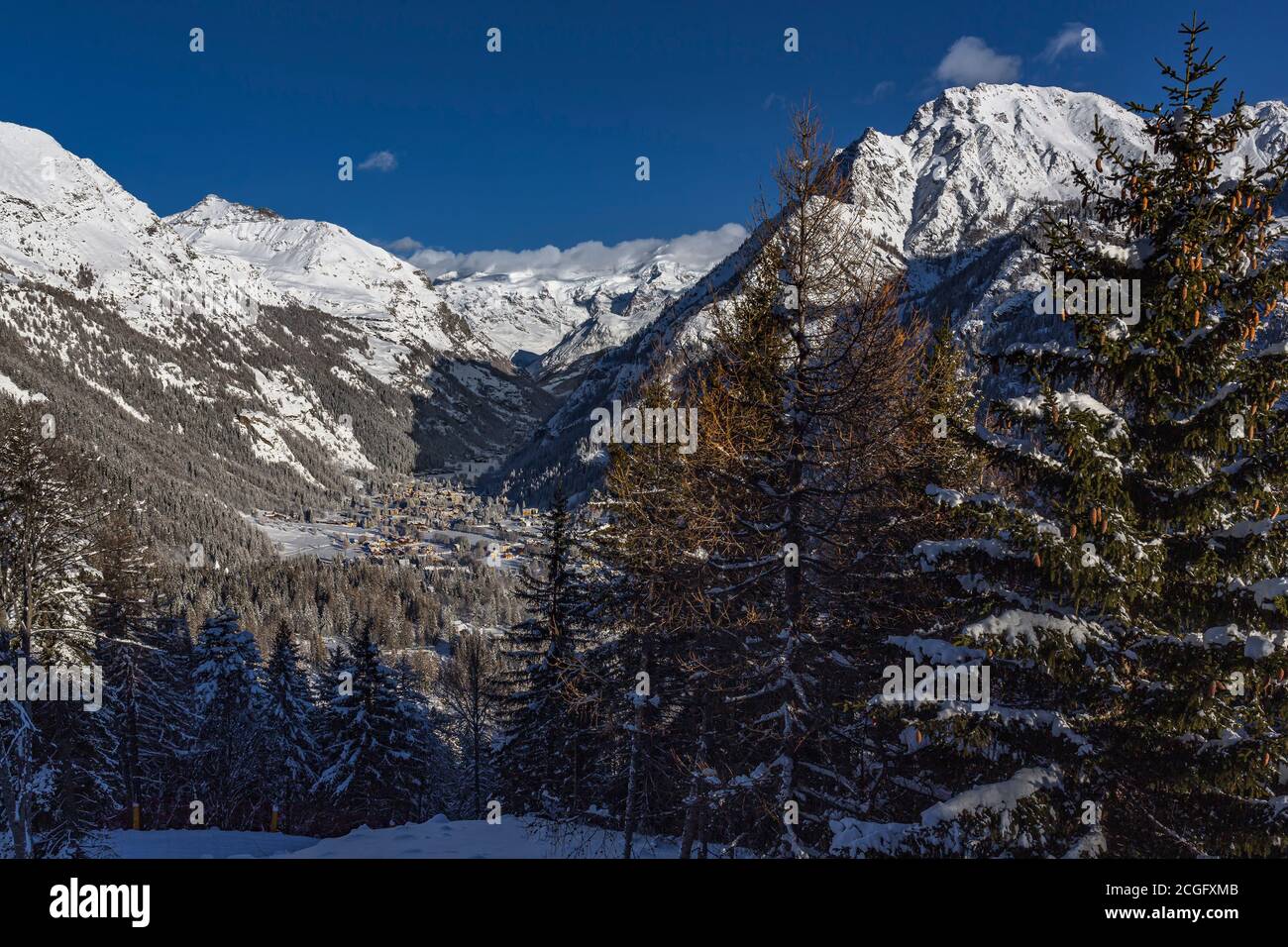 Morgen im Dorf gressoney saint jean. Aostatal, Italien, Europa Stockfoto