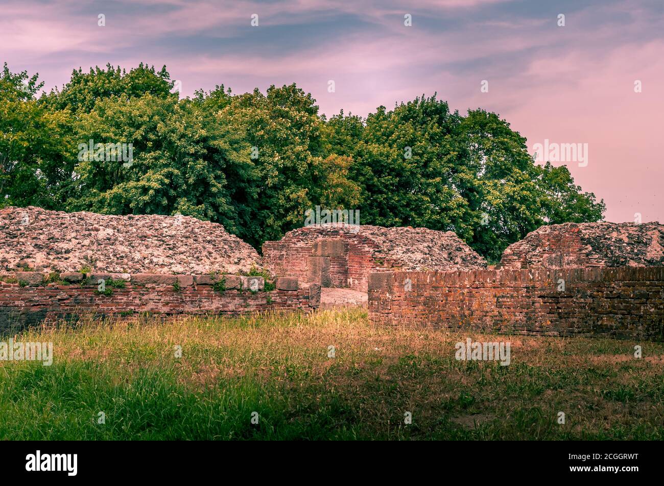 Alte Stadtmauer bleibt in Lucca Stockfoto