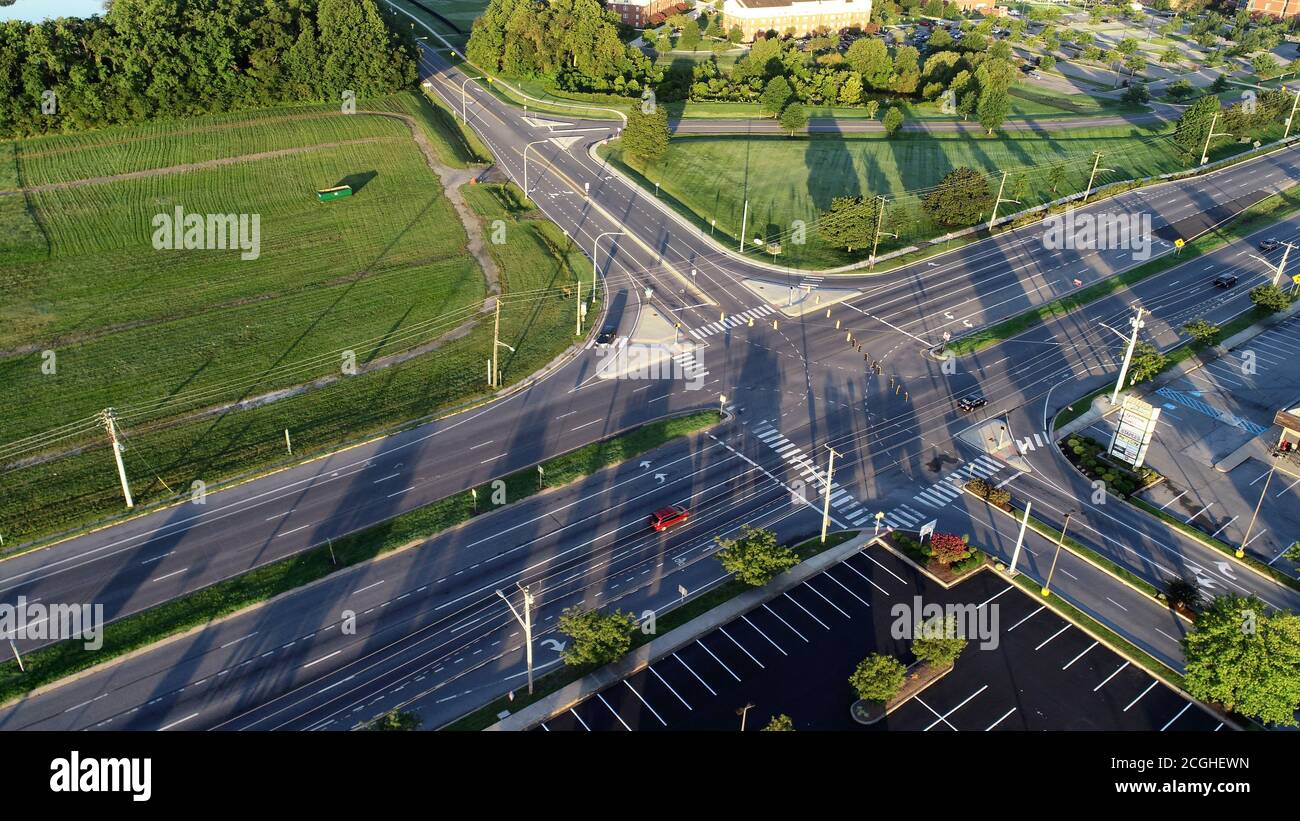 Luftaufnahme der Route 13 in Dover, Delaware am frühen Morgen Stockfoto