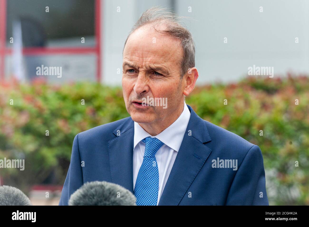 Clonakilty, West Cork, Irland. September 2020. Ein Taoiseach Micheál Martin besucht heute das Technologieunternehmen Global Shares an Clonakilty, um die Schaffung von 150 Arbeitsplätzen innerhalb des Unternehmens bekannt zu geben. Quelle: AG News/Alamy Live News Stockfoto