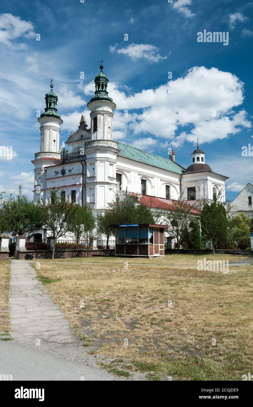 Königin der Rosenkranzkirche in Wysokie Koło, Gmina Gniewoszów, Kozienice County, Woiwodschaft Masowien, Polen Stockfoto