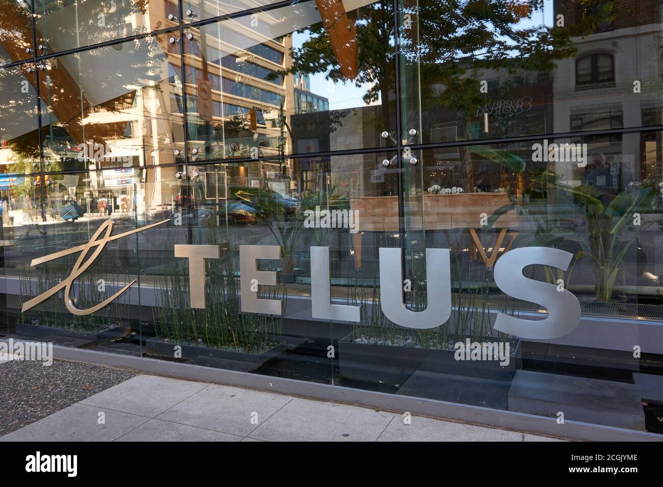 Logo am Büroturm von TELUS Garden in der Innenstadt von Vancouver, BC, Kanada Stockfoto