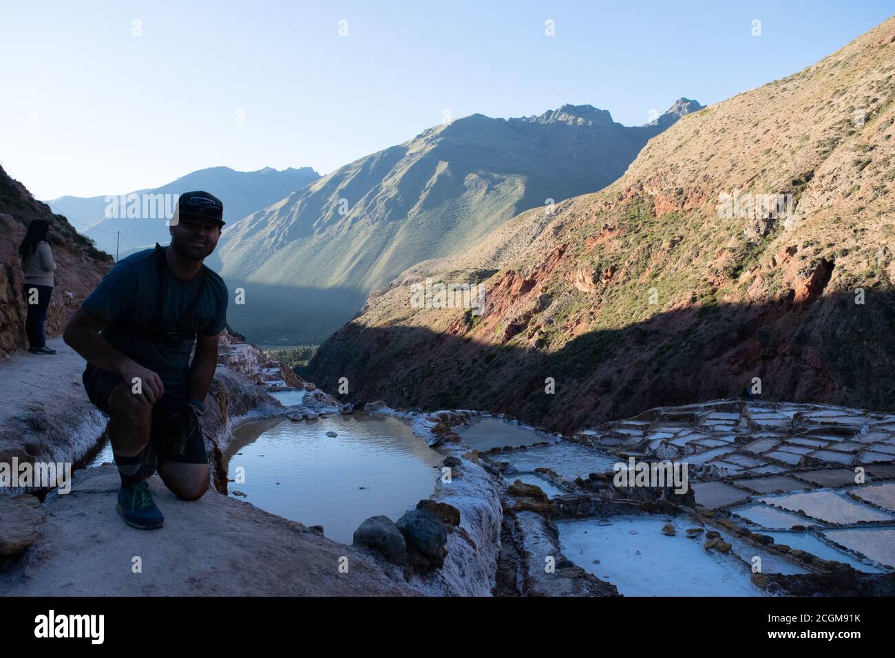 Ein faszinierender Blick auf die Salzterrassen in Maras, Peru berühmt. Diese Salzteiche in Südamerika wurden von AD200 bis AD900 von der Chanapata-Kultur erbaut Stockfoto
