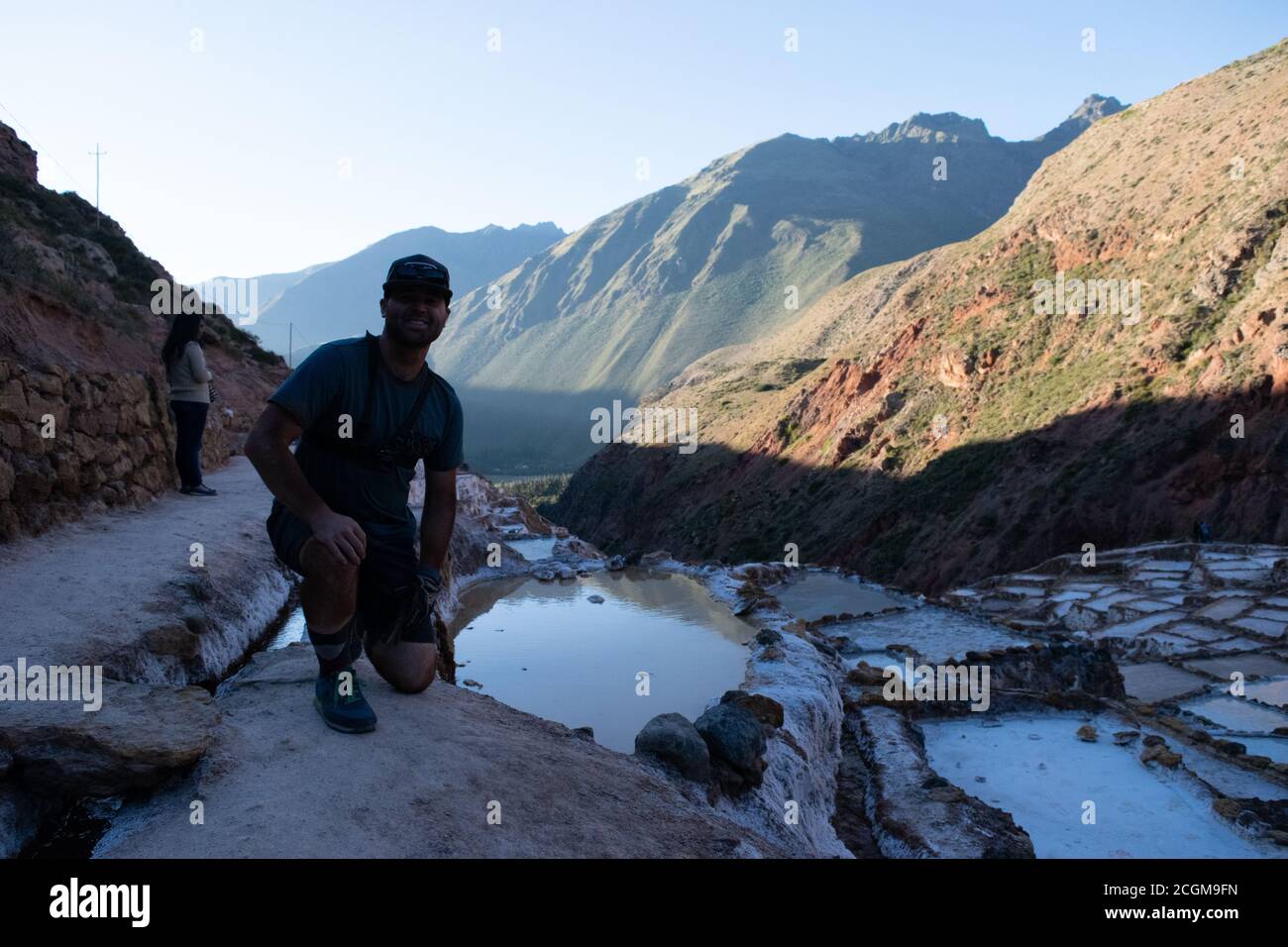 Ein faszinierender Blick auf die Salzterrassen in Maras, Peru berühmt. Diese Salzteiche in Südamerika wurden von AD200 bis AD900 von der Chanapata-Kultur erbaut Stockfoto