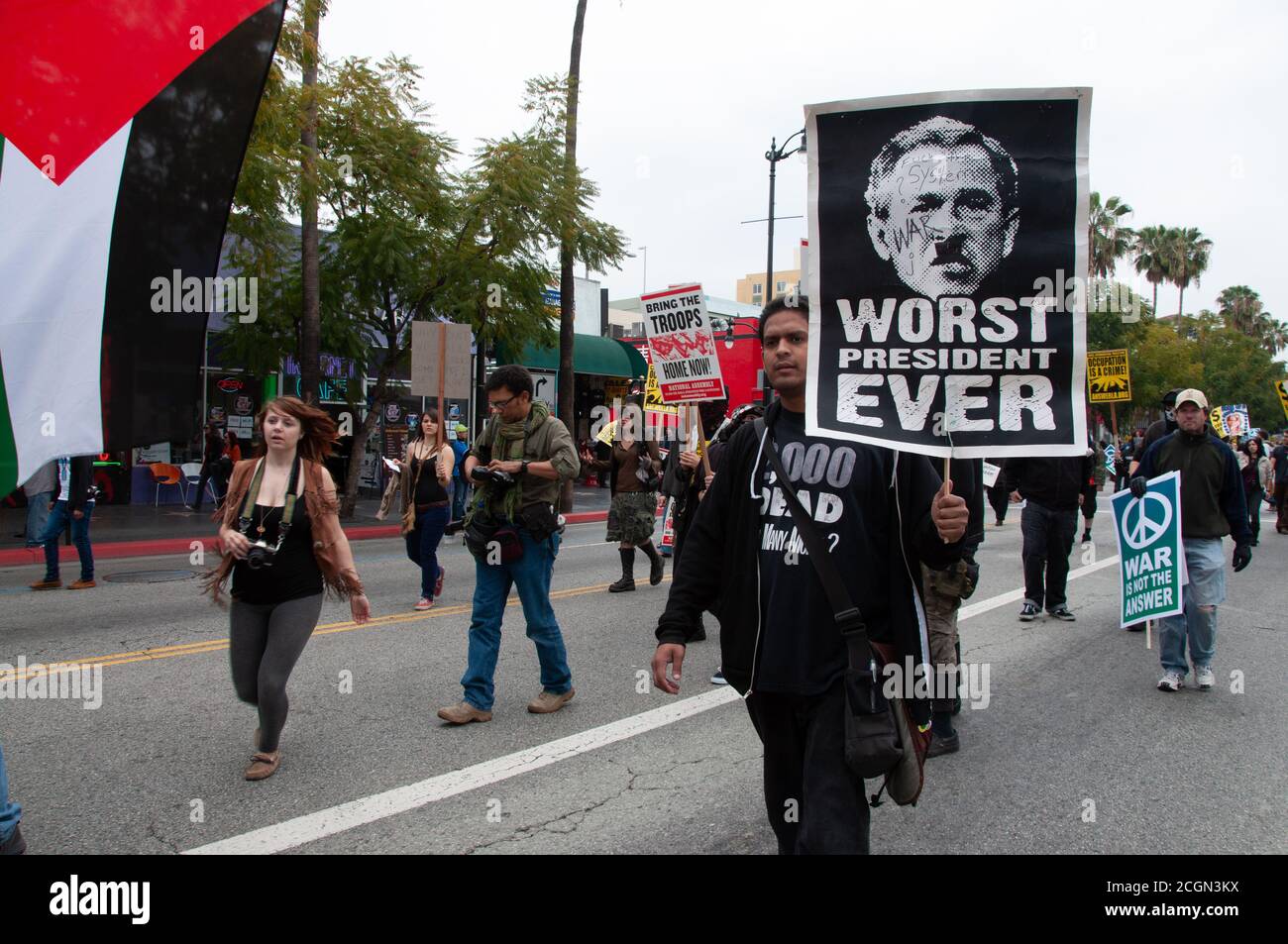 21. März 2009 Anti-Kriegs-Kundgebung und marsch in Hollywood, CA, USA. Stockfoto