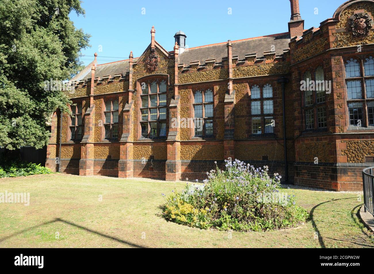 Public Library, London Road ,King's Lynn, Norfolk, wurde 1904 erbaut und größtenteils vom Philanthropen Andrew Carnegie finanziert. Stockfoto