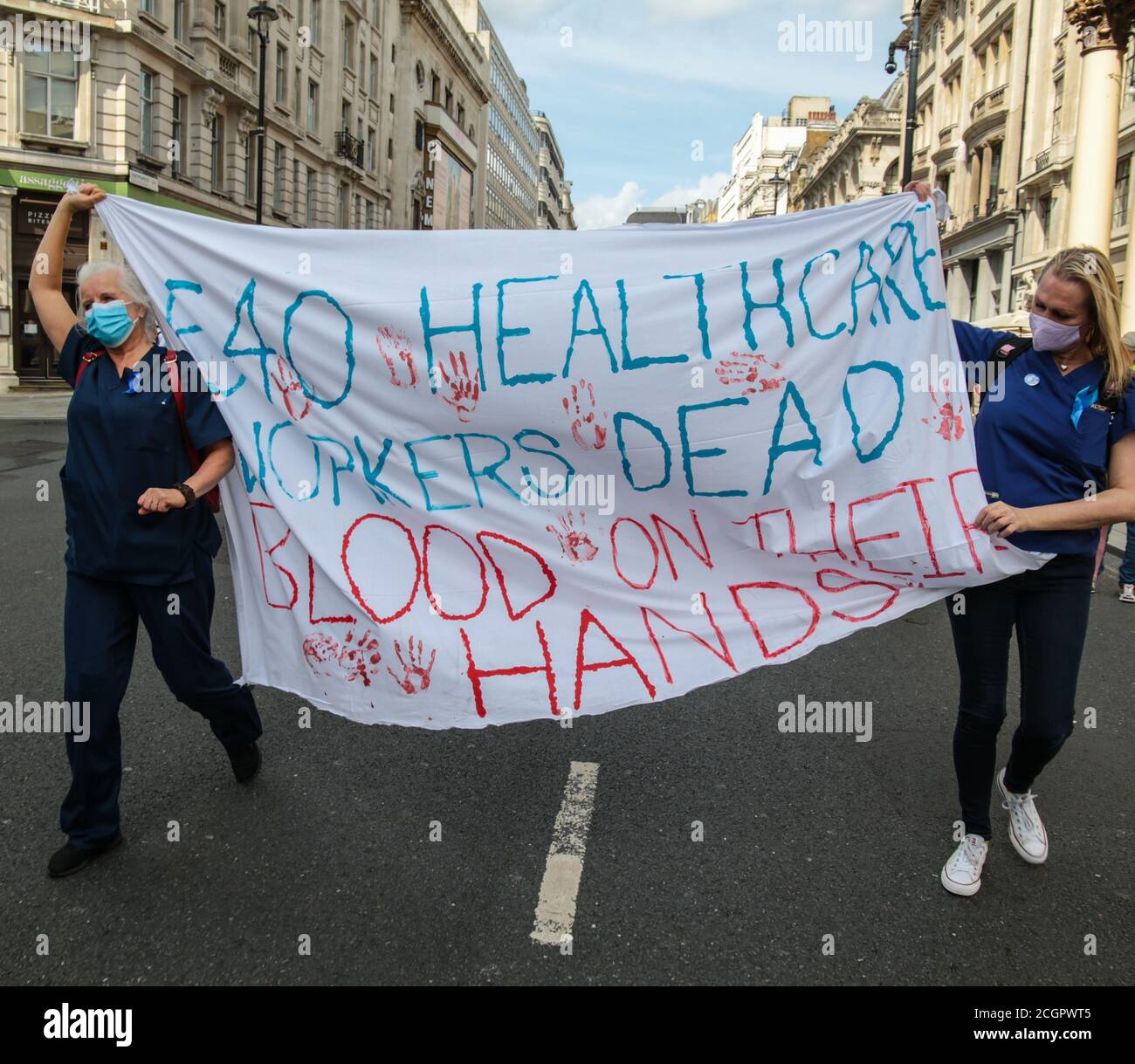 london UK 12 September 2020 NHS Arbeiter kleiden sich als Florenz Nightingale ging auf die Straßen von London, um eine zu fordern Pay Rise.Paul Quezada-Neiman/Alamy Live News Stockfoto