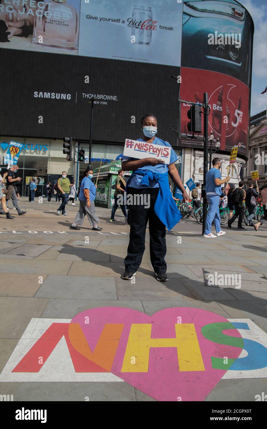 London UK 12 September 2020 NHS Arbeiter nahmen an der Straßen von London, um eine Lohnerhöhung zu fordern.Paul Quezada-Neiman/Alamy Live Nachrichten Stockfoto