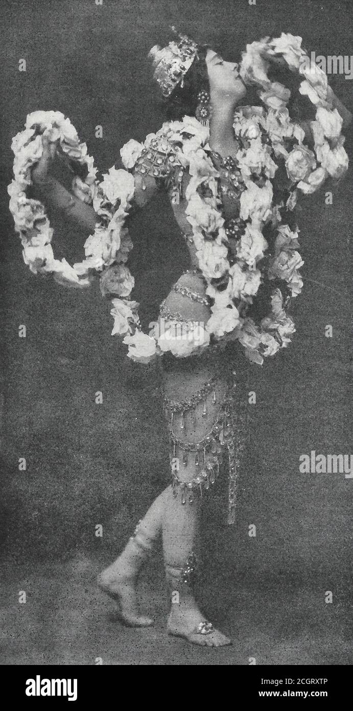 Königin der poetischen Tänzer - Ruth St Denis in Hindoo Dances sorgt für Aufsehen - EIN Broadway-Stück, um 1910 Stockfoto