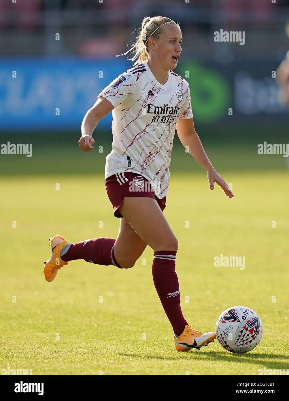 Arsenals Beth Mead in Aktion während des Barclays FA WSL-Spiels im Chigwell Construction Stadium, London. Stockfoto