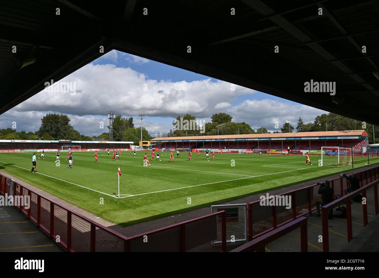 Hinter verschlossenen Türen das Carabao Cup Spiel zwischen Crawley Town und Millwall im People's Pension Stadium , Crawley , UK - 5. September 2020 nur zur redaktionellen Verwendung. Keine Verkaufsförderung. Für Football-Bilder gelten die Einschränkungen von FA und Premier League. Keine Nutzung des Internets/Handys ohne FAPL-Lizenz. Weitere Informationen erhalten Sie bei Football Dataco Stockfoto