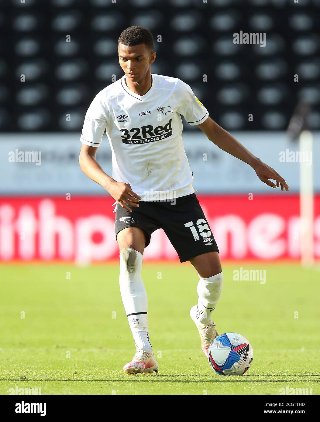 Morgan Whittaker von Derby County während des Sky Bet Championship-Spiels im Pride Park, Derby. Stockfoto