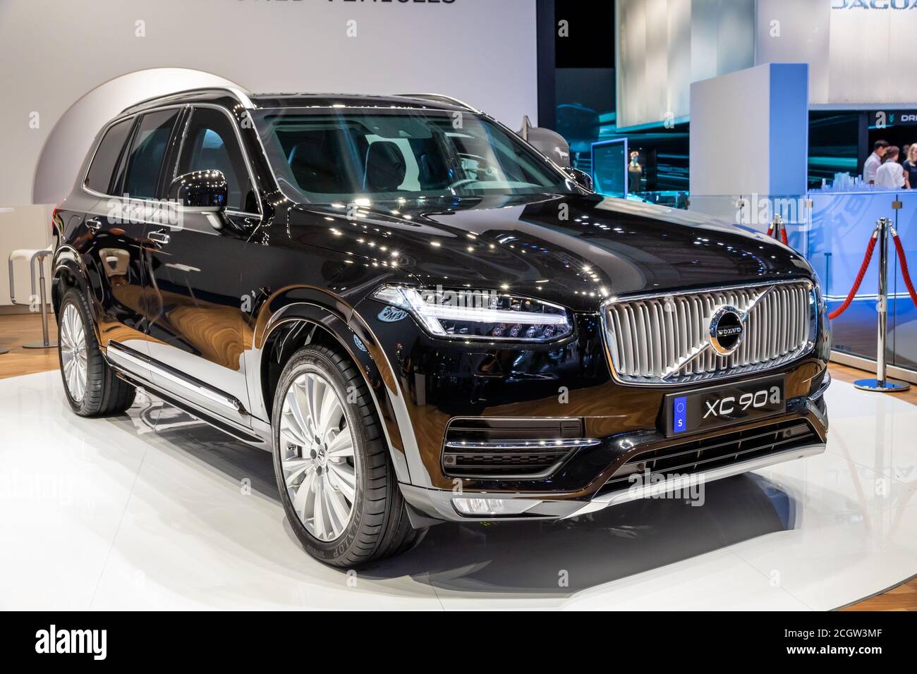 FRANKFURT, DEUTSCHLAND - SEP 11, 2019: Neues Volvo XC90-Modell auf der IAA 2019 in Frankfurt. Stockfoto